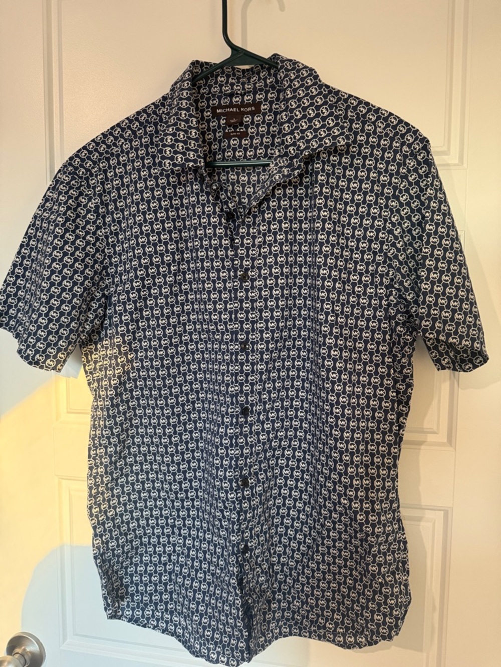 Michael Kors Navy & White Geometric Short-Sleeve Button-Down Shirt slim fit